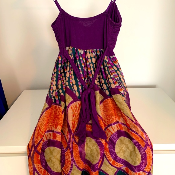 Winners Purple Design Dress, Tag Removed, Size Medium - Picture 4 of 4
